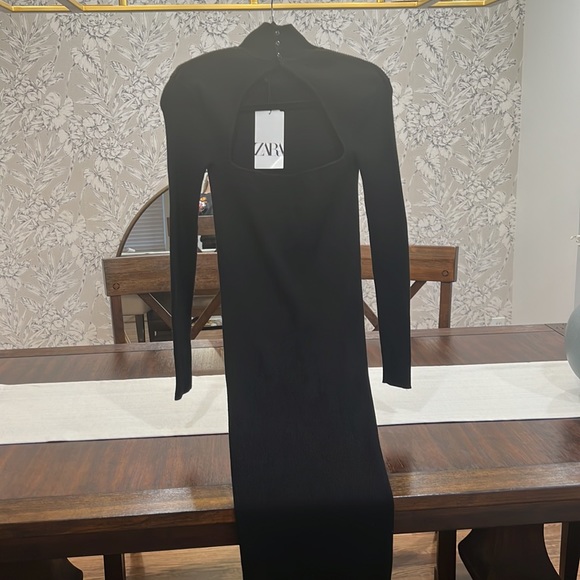 NWT - ZARA Shoulder Pad Knit Dress - Picture 4 of 6